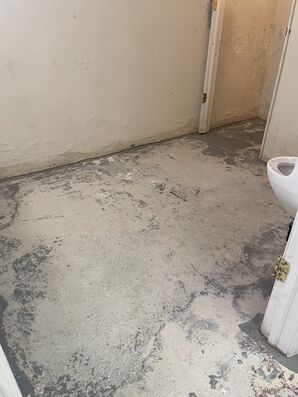 Before And After Epoxy Flooring Services in Mount Lebanon, PA (3)